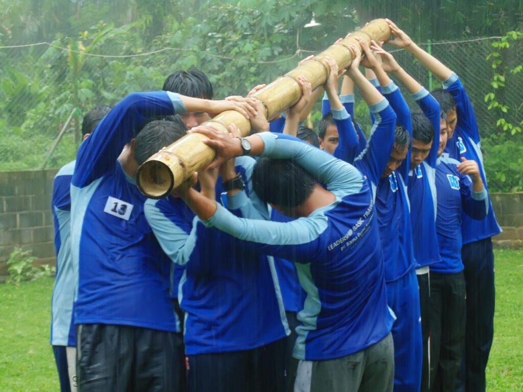 LDKS Menciptakan Generasi Penerus dan Pelurus Yang Sadar Akan Pentingnya Jiwa Kepemimpinan